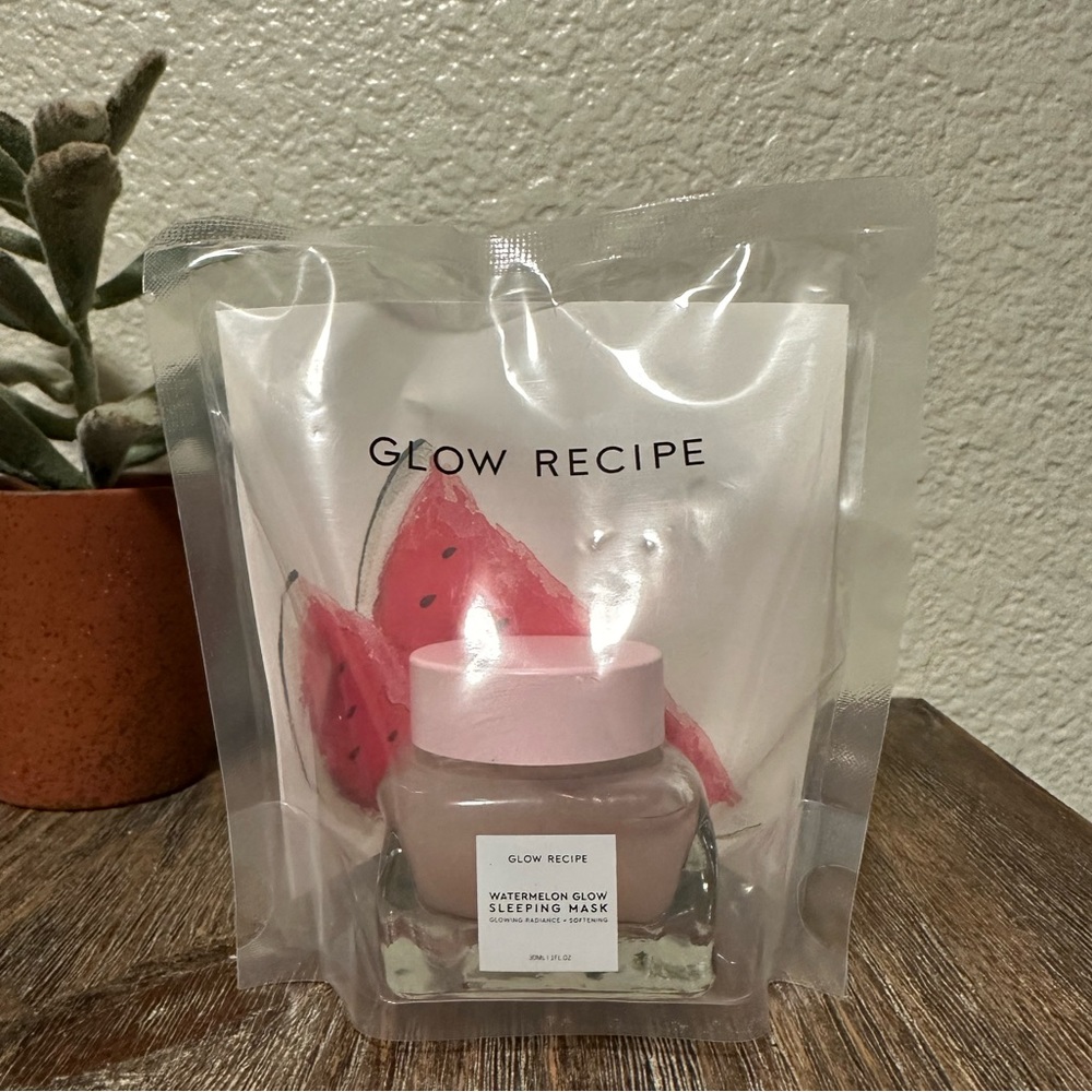 Glow Recipe watermelon glow sleeping mask - New 1oz